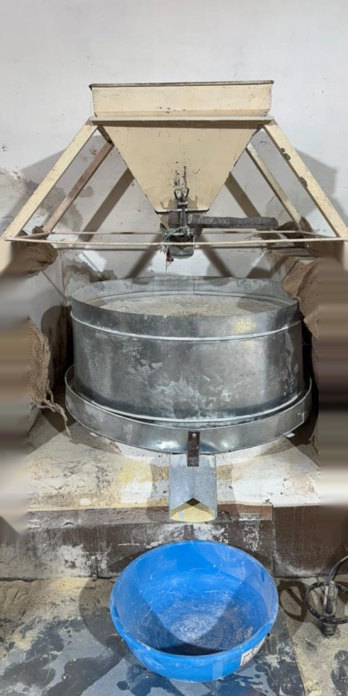Fresh atta collected in clean vessels at Sular Gharat